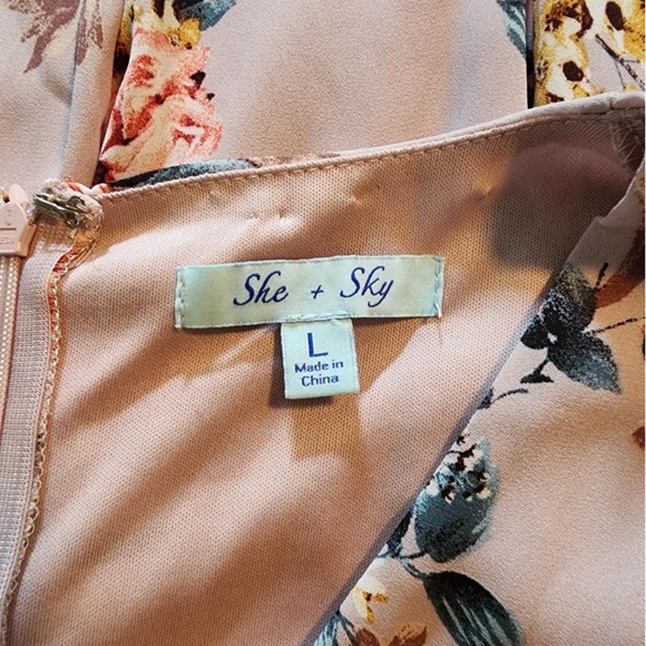 Lilac Floral Dress - Picture 5 of 5